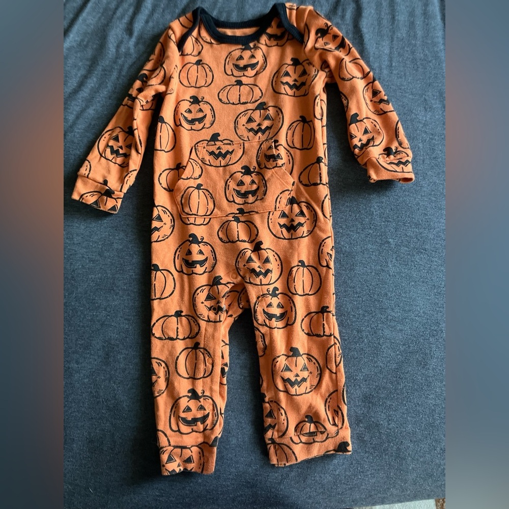 Wonder Nation 🎃 Pumpkin Print Orange Baby Onesie 18 Months
